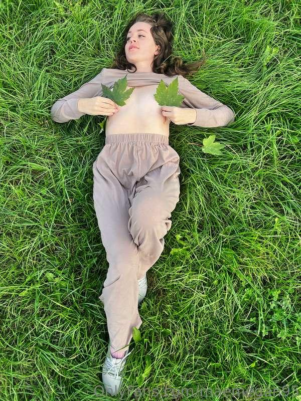 maemegan95 main image