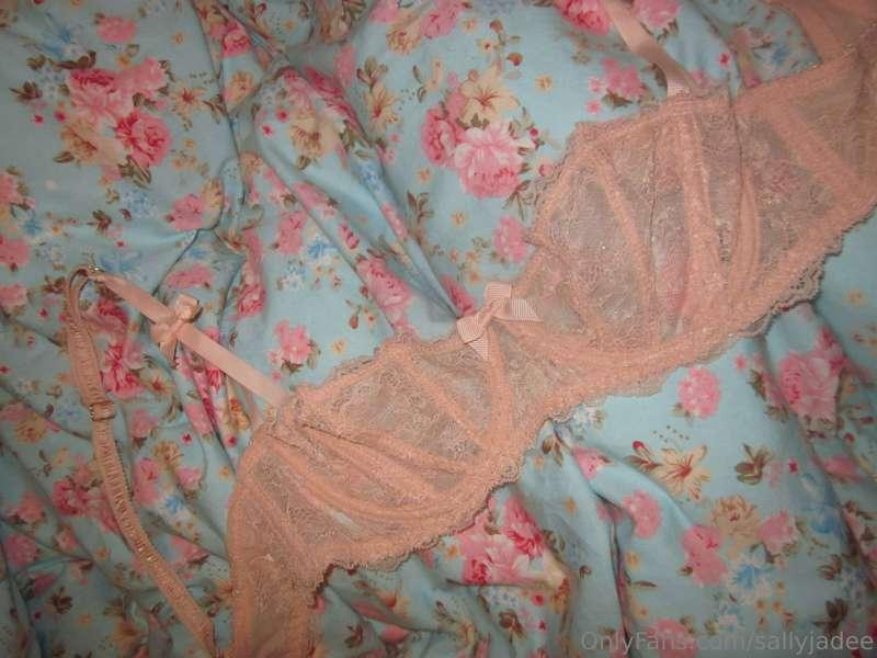 Doing a fun game in the dms tonight! Keep an eye out for a m..