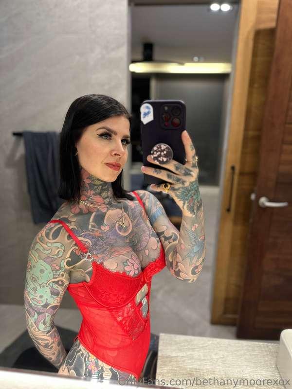 Does this colour look good on me? ❤️‍🔥