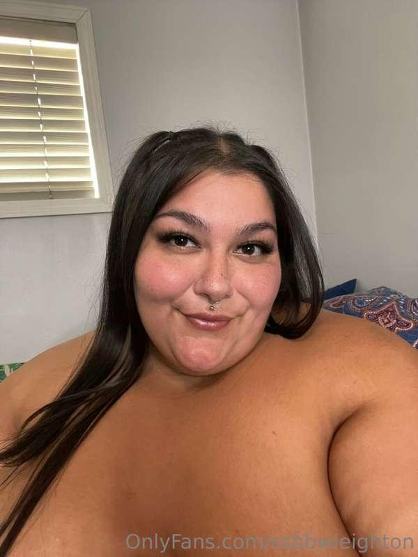 ssbbwleighton image #1