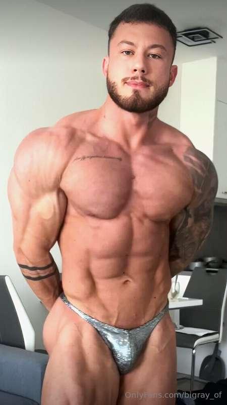 Standing tall, lowkey flexing every cut and curve fitted bri..