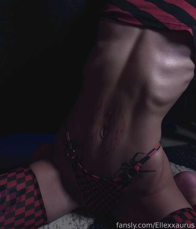 ellexxaurus image #1