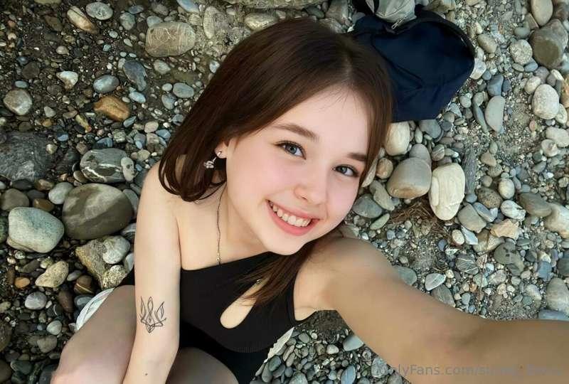 ## ❤️ Free subscription 👉  @emilage ❤️
Hot beauty @emilage i..