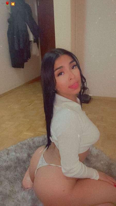 hola! ando en casita lista para videos llamadas