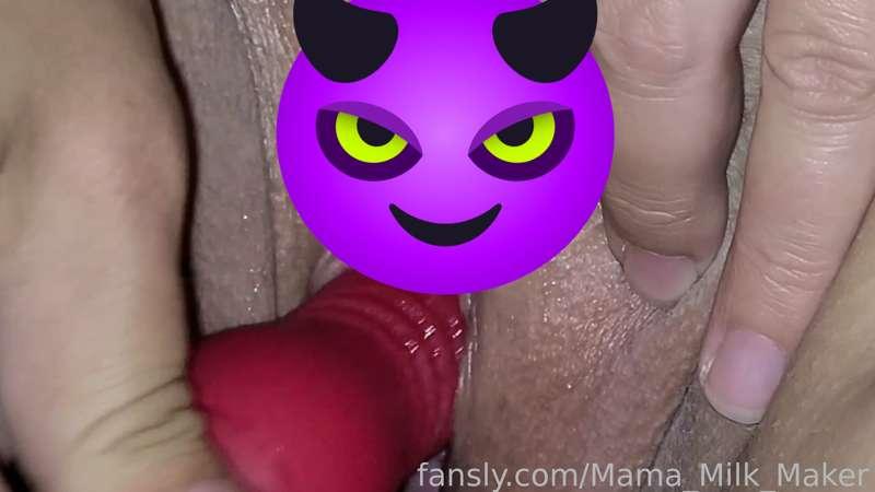 Up close and personal with mama's new toy for 2 and a half minutes and I cum TWICE!! 😈 Sorry I couldn't last longer, this new toy is insane!! 


#fyp