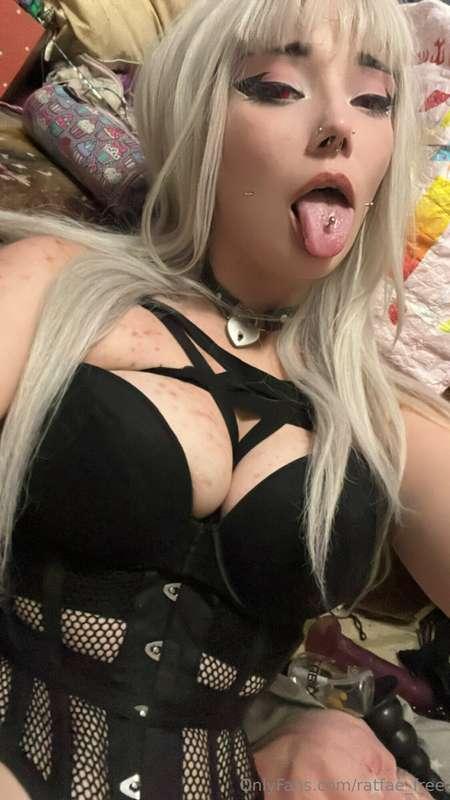 Misa Amane 🖤⛓️
Would you like to be my Light? 
🕸️14” Monster..