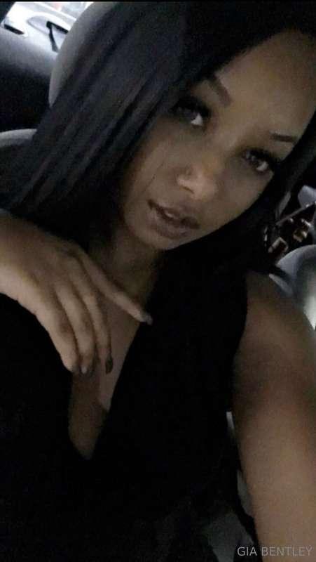 😘