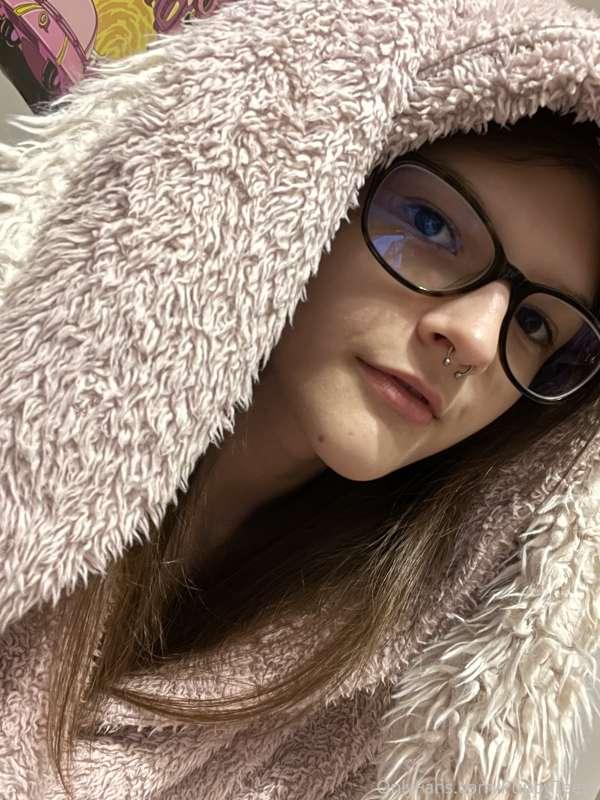 Looket, I finally got my new glasses!!!

They a little more ..
