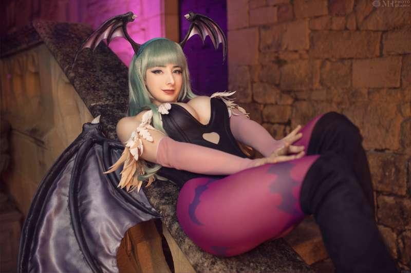 Morrigan chilling on a wednesday evening  😌