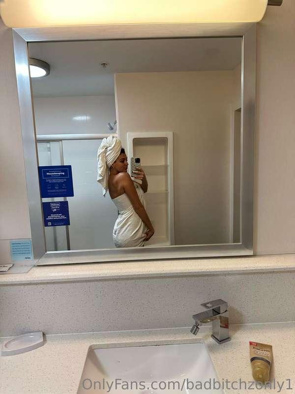 Still a little wet… wanna dry me off with your hands? 🫦