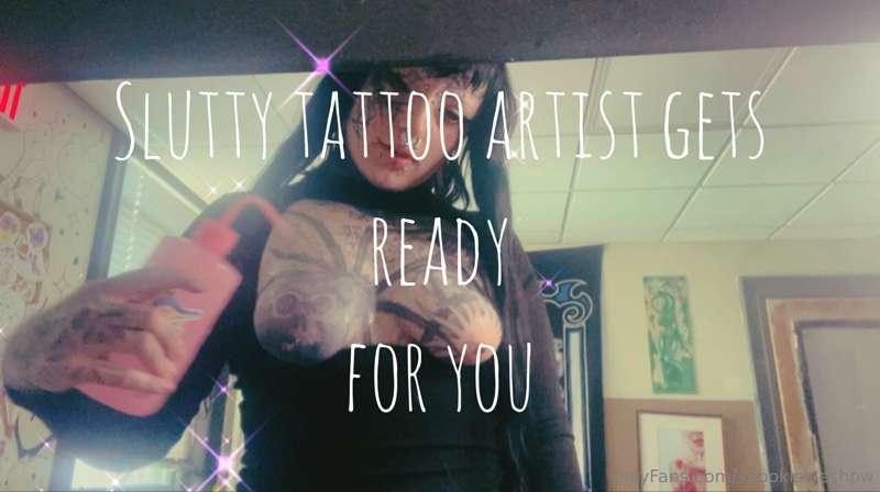 You get a text when you’re on your way to get your tattoo…it..