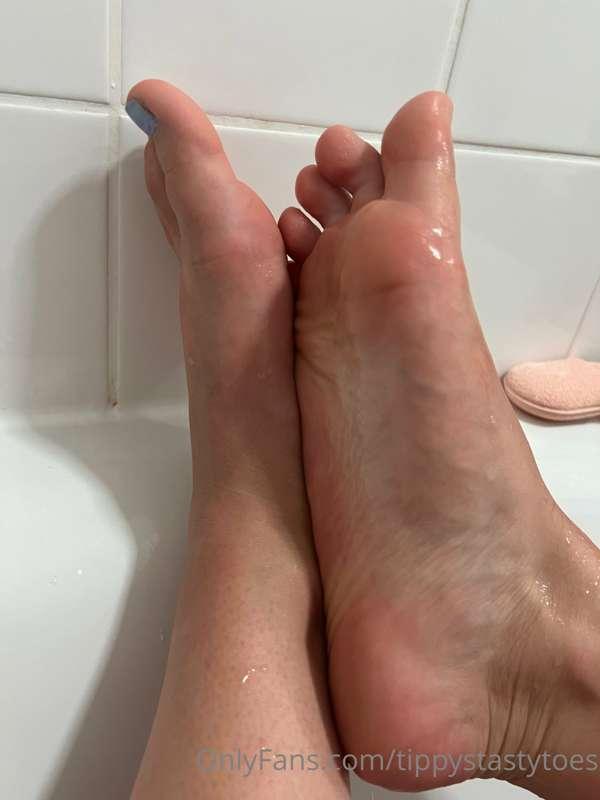 Getting wet this Saturday night ❤️