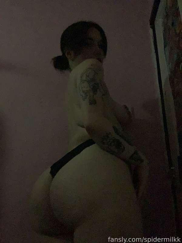 spidermilkk image #1