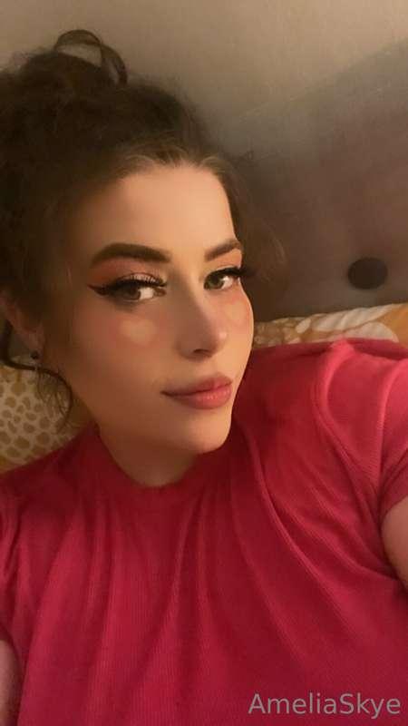 Goodnight 😚💖 haven’t been online much today!! So I’ll be bac..