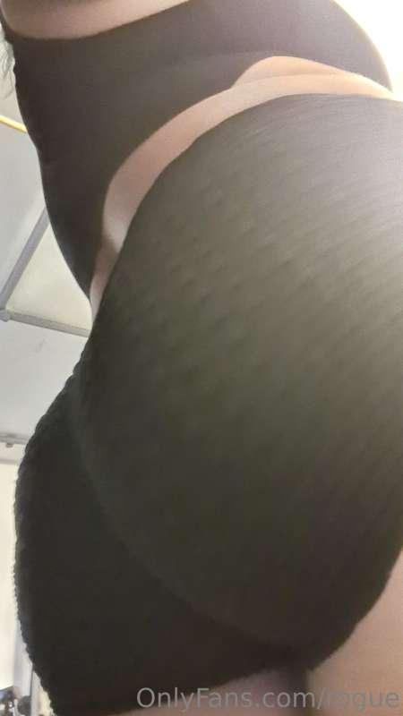 My butt looks great in these short shorts! Did I manage to g..