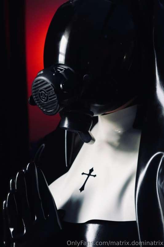 Programmed to be worshipped ✝️