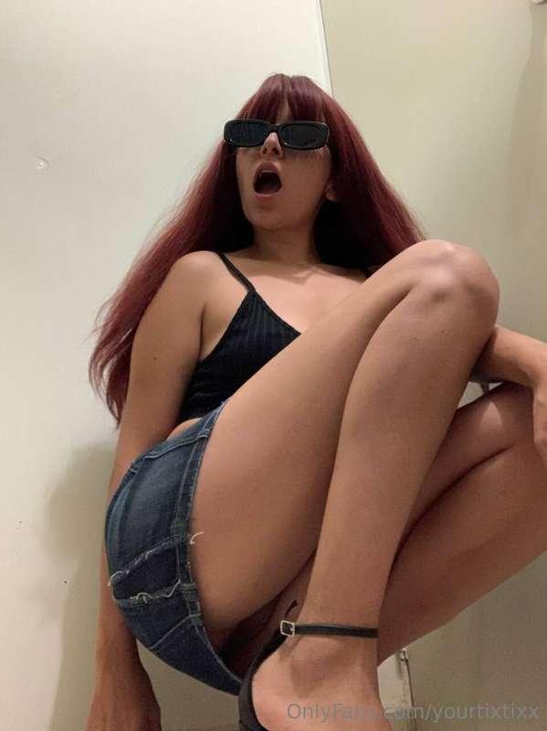 yourtixtixx image #0