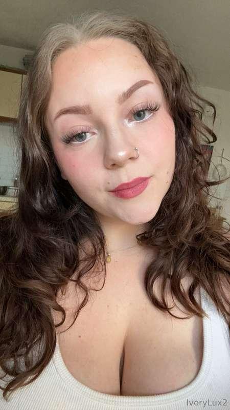 My face would be even prettier with your cum on it 🤩