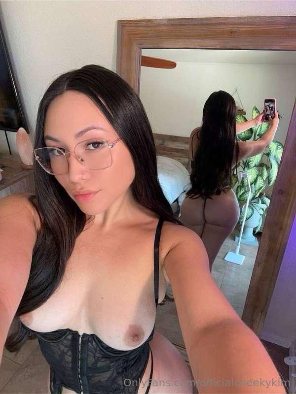 Happy Humpday! Wanna do something real naughty? 📲