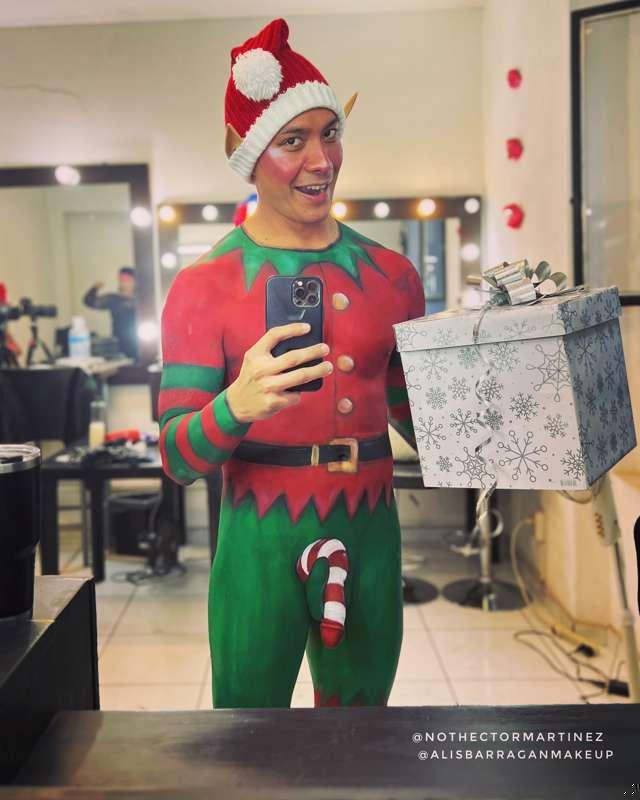 Photo Gallery | Candy or Gift? Christmas Holiday Special