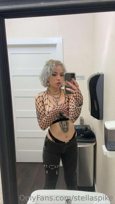 emo girl nudes 🖤⛓