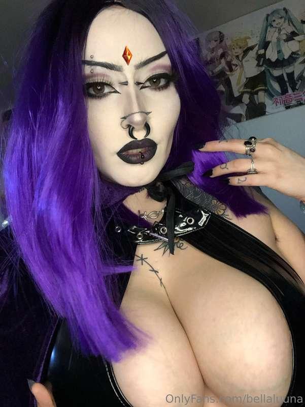 I feel like making a new video for you tonight 😈