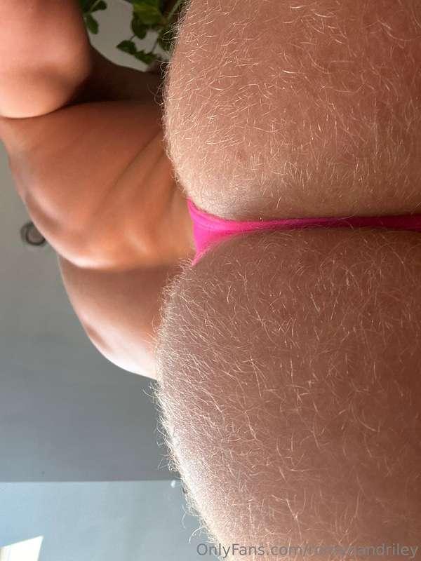 Thick And Juicy 🍑😈