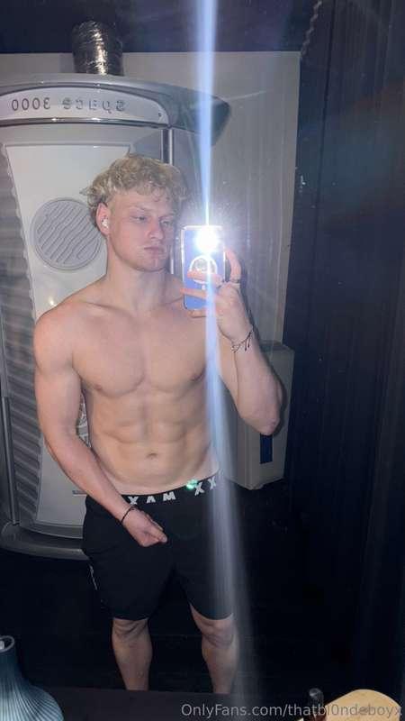 come into the red light therapy with me man, its extremely s..