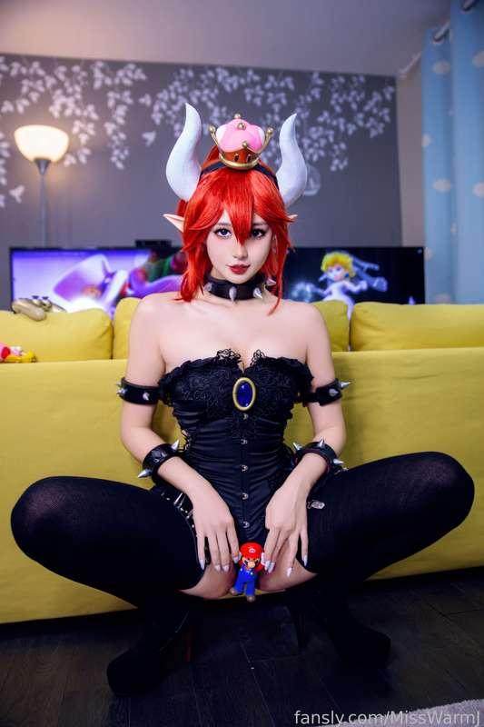  #feetfetish #soles #legs #thighs #fyp #asian #petite #misswarmj #ass #tits #booty  #redhead #young #cute #egirl #cosplay