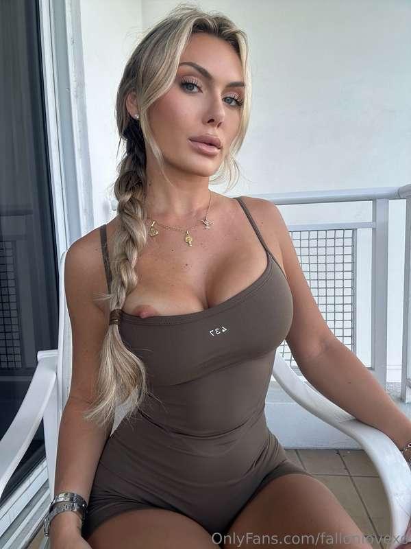 Blushing but bold 💞