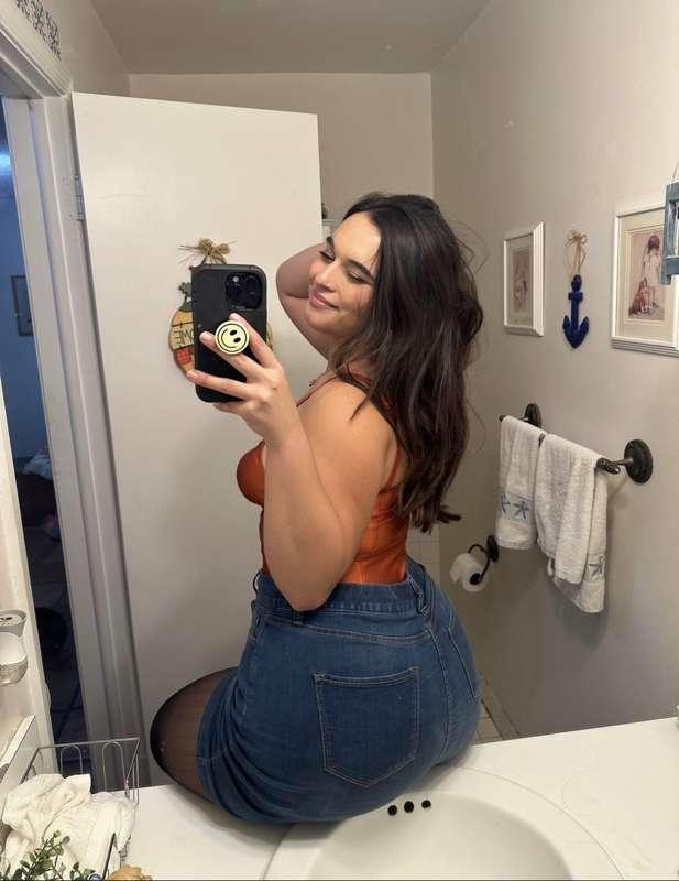 Someone take me out 🥰🫣