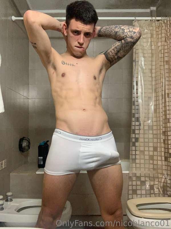 I think these boxers look good on me, what do you think?