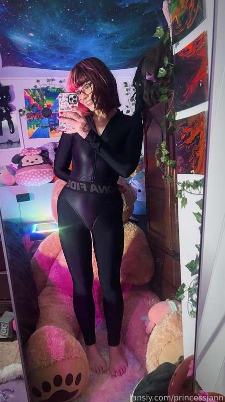 it’s not easy being hot and evil and in complete control of you.. but someone has to do it :) might as well be me 