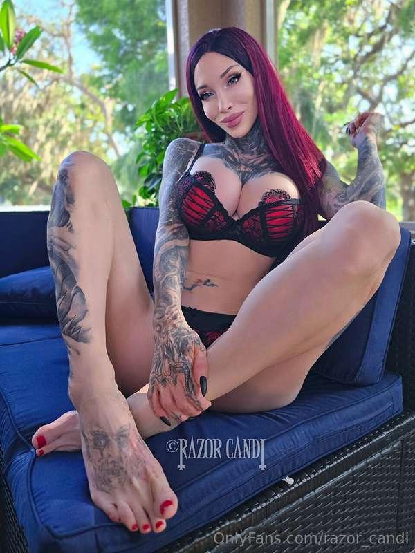 👅sub to my VIP onlyfans @razorcandi to see the topless/nude ..