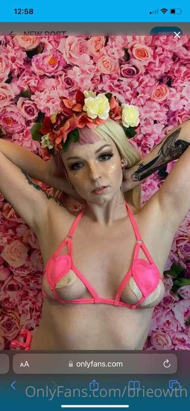 Get this 1 min video of lots of booby squeezing in my pastie..