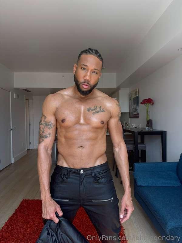 I'm feeling sensual, especially laid up with the sexy people..
