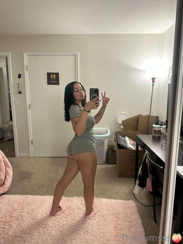 Trying to put this Ass on you baby 😈