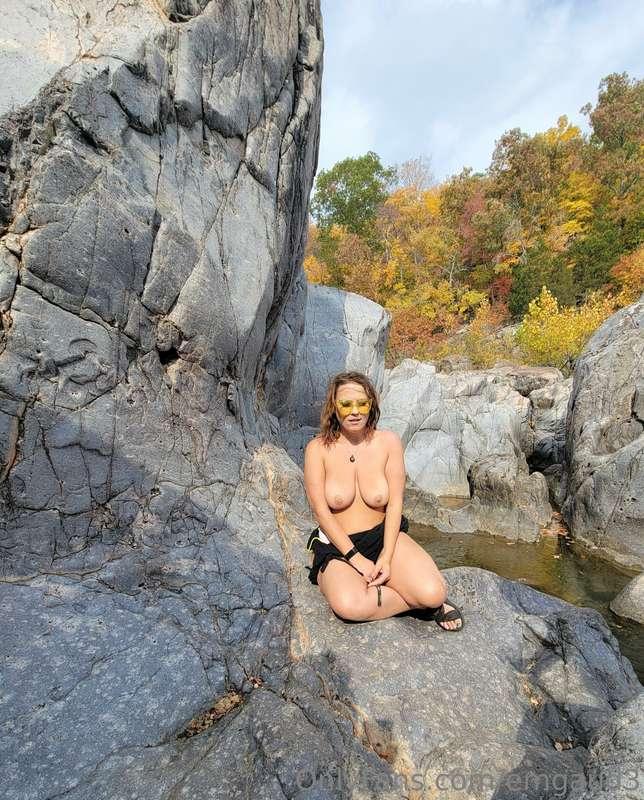 nakey in nature