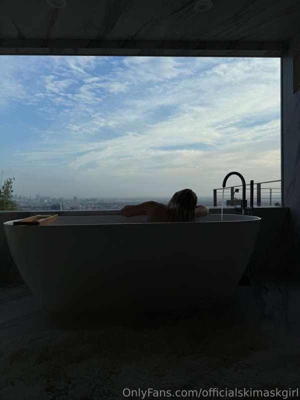 The view>>>>>>