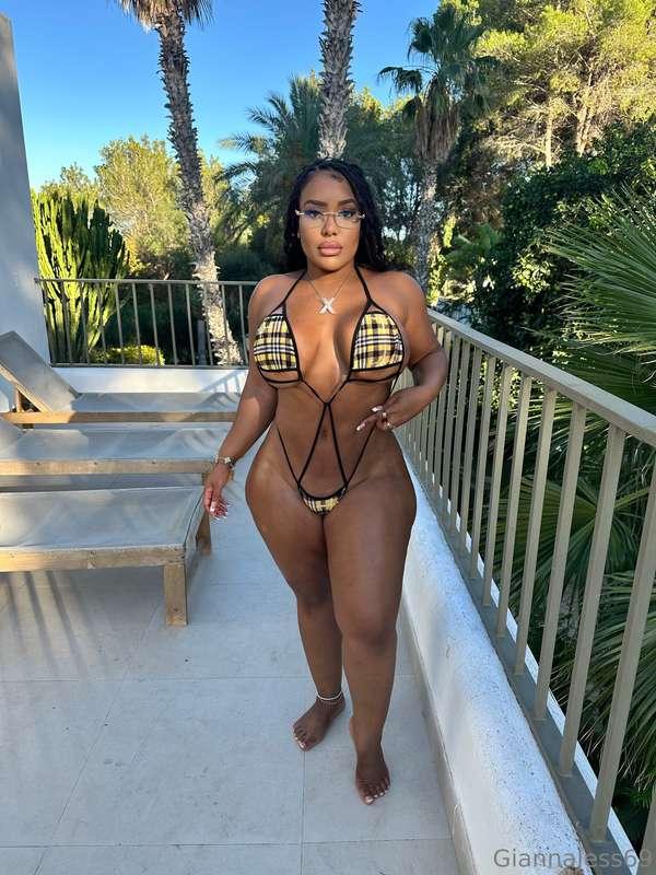 Front or Back ? 🤔