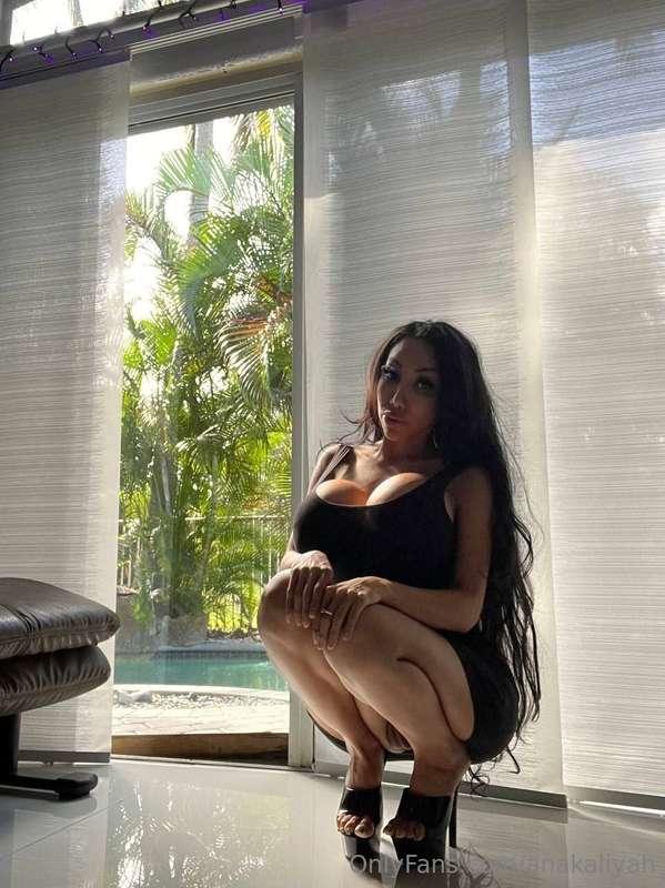 Love the effect of lighting here ✨️ zoom in for a surprise 😌