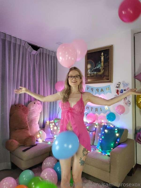 Happy birthday to me 🥳🎁🎂❤️🎉🎊😊