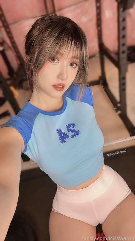 misswarmj image #0
