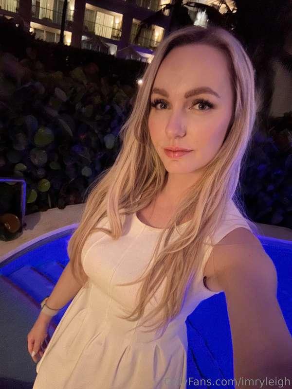 Would you like to spend the Weekend with me??🔥https://onlyfa..