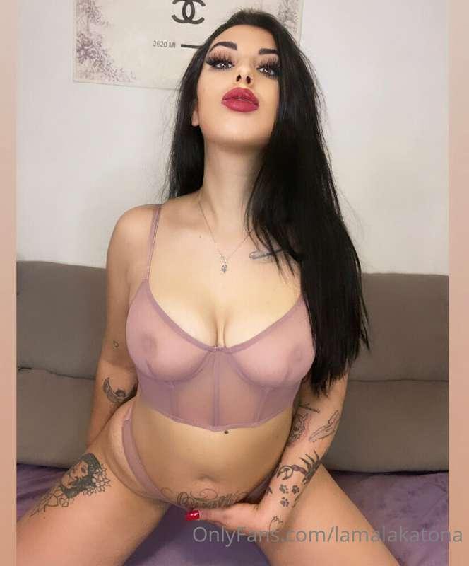 𝑰'𝒎 𝒔𝒐 𝒘𝒆𝒕, 𝒅𝒐 𝒚𝒐𝒖 𝒘𝒂𝒏𝒕 𝒕𝒐 𝒔𝒆𝒆 𝒊𝒕? 😏💦