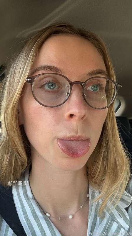 #Bigboobs #glasses #nerdy #goofy #nextdoor #jugs #fyp 