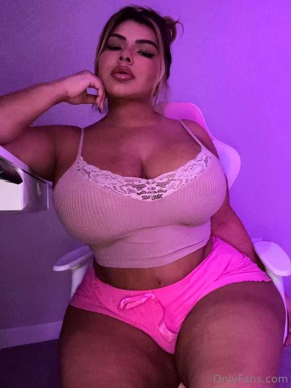 Do look sexy in this? 🥰