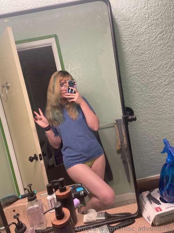 I’m tired af guys. Here’s some “I think I look cute but also..