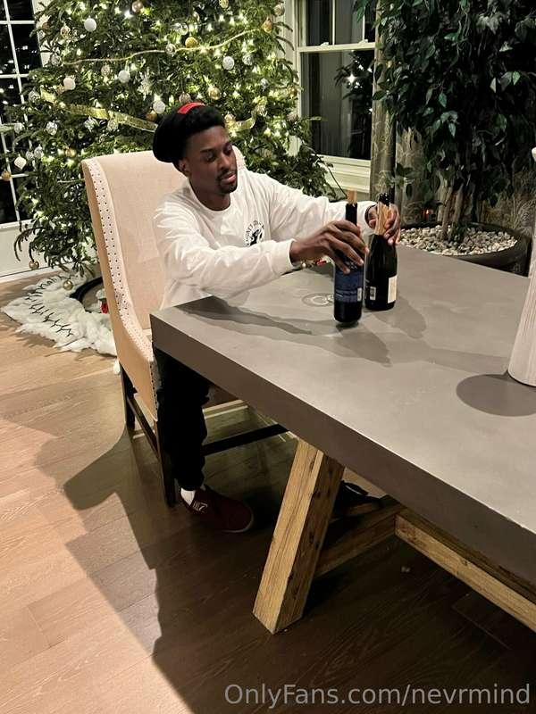 Happy new Year 🥂 cheers to a clean slate. May this year brin..