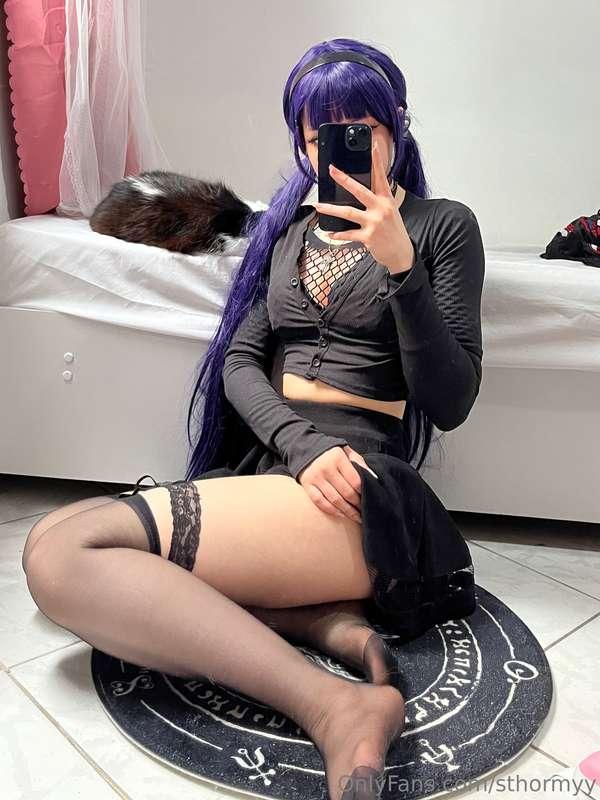 any tights enjoyers?